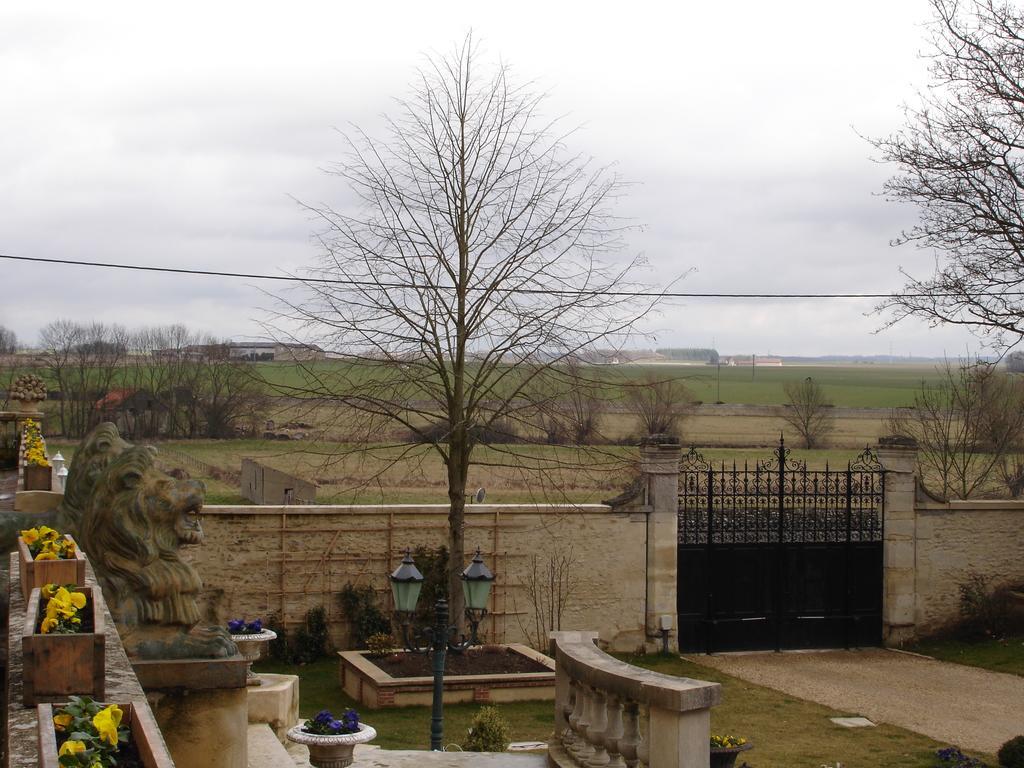 Chateau Du Jard Chaumont-en-Vexin Buitenkant foto